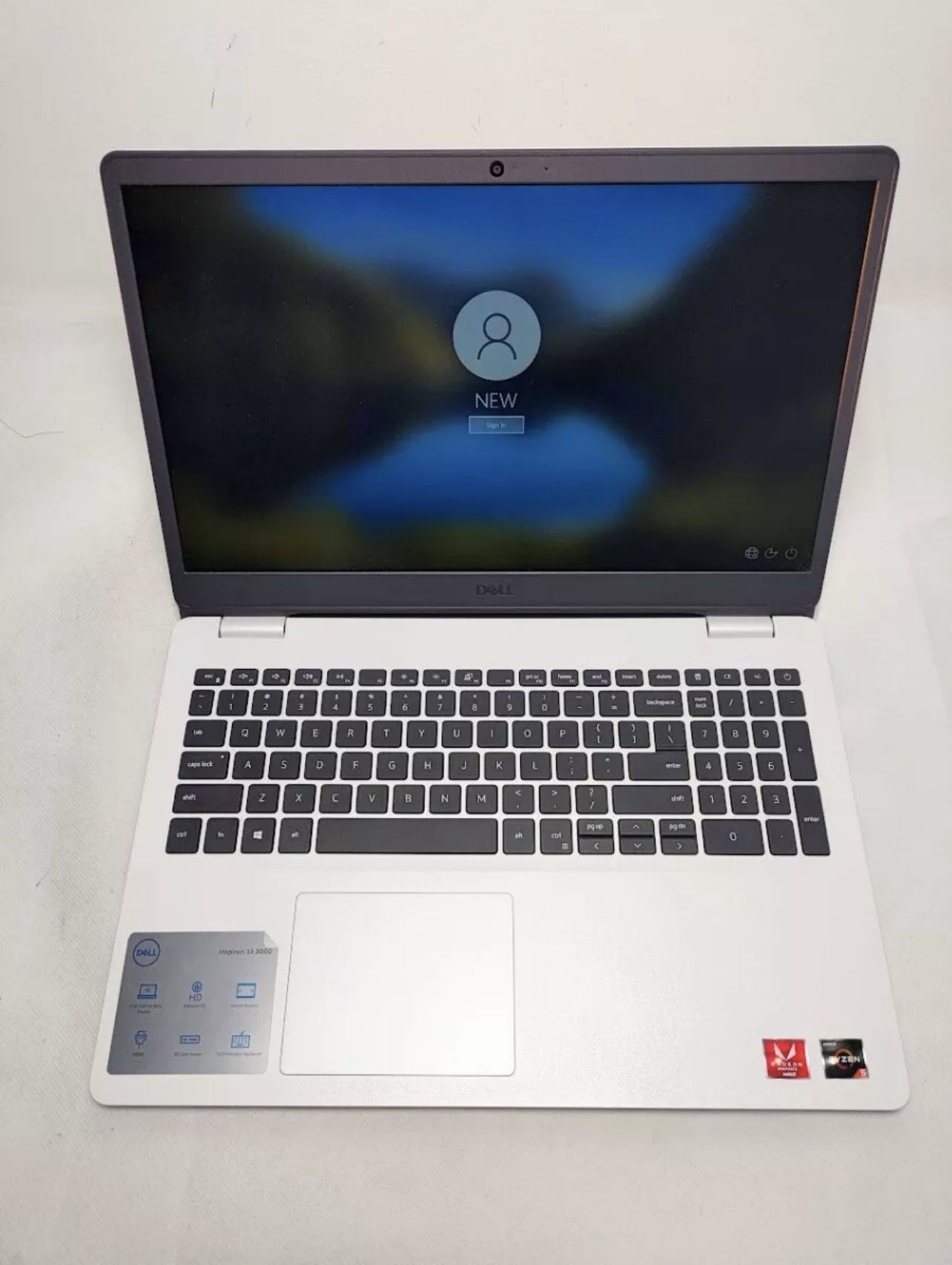 Dell Inspiron 3505 15.6" FHD AMD Ryzen 5 3450U 2.1GHz 8GB RAM 512 GB SSD