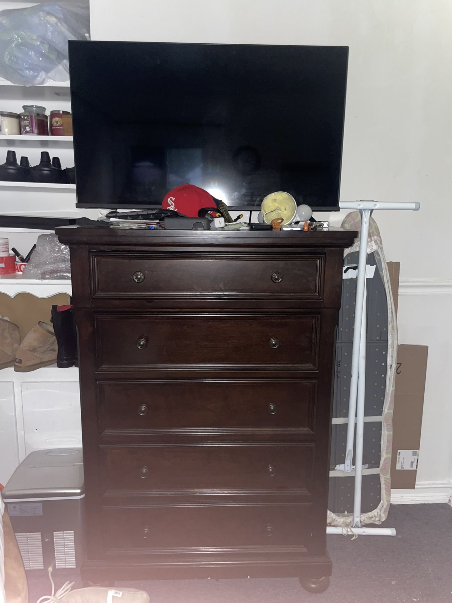 TV