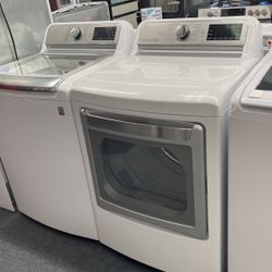 New Scratch And Dent LG Washer And Dryer Set. 1 Year Warranty 