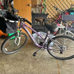 Women's Schwinn Mountain Bike 26"