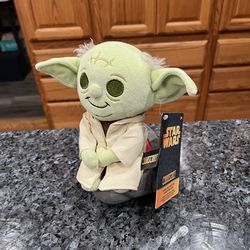 Disney Parks Plush Star Wars Galaxy's Edge Yoda Jedi Master Coruscant . Size 7 inches.  Brand new with tags.