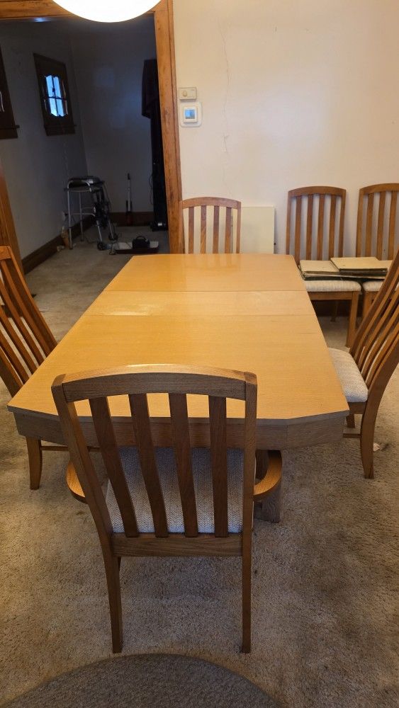 Mid Century Wood Dining Table With 6 Chairs