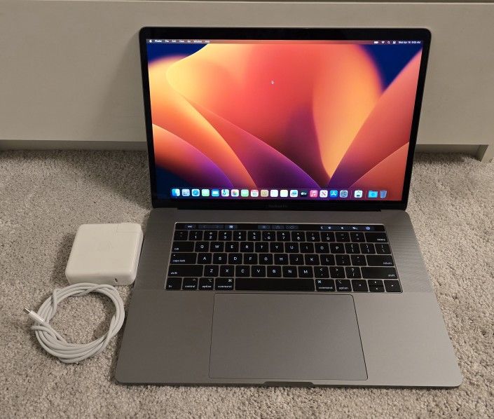 2019 MacBook Pro 15" Touch Bar 4gb Graphic Card