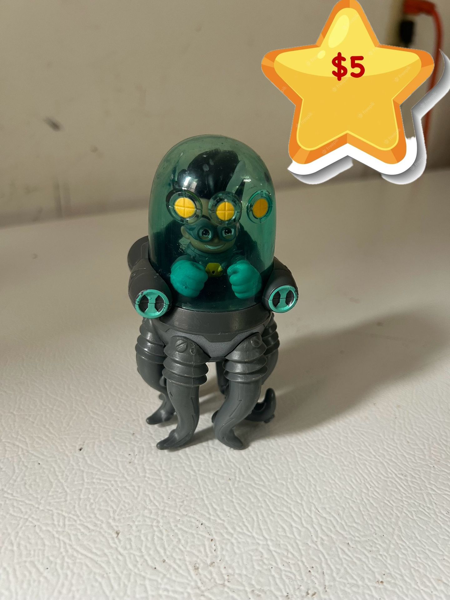 PJ Mask Romeo Figure