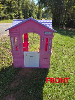 Little Tikes Cape Cottage Playhouse