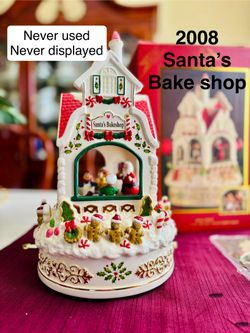 2008 Santa’s Bake Shop Lenox Christmas Centerpiece Decor with Gingerbread people and gumdrops, NEW