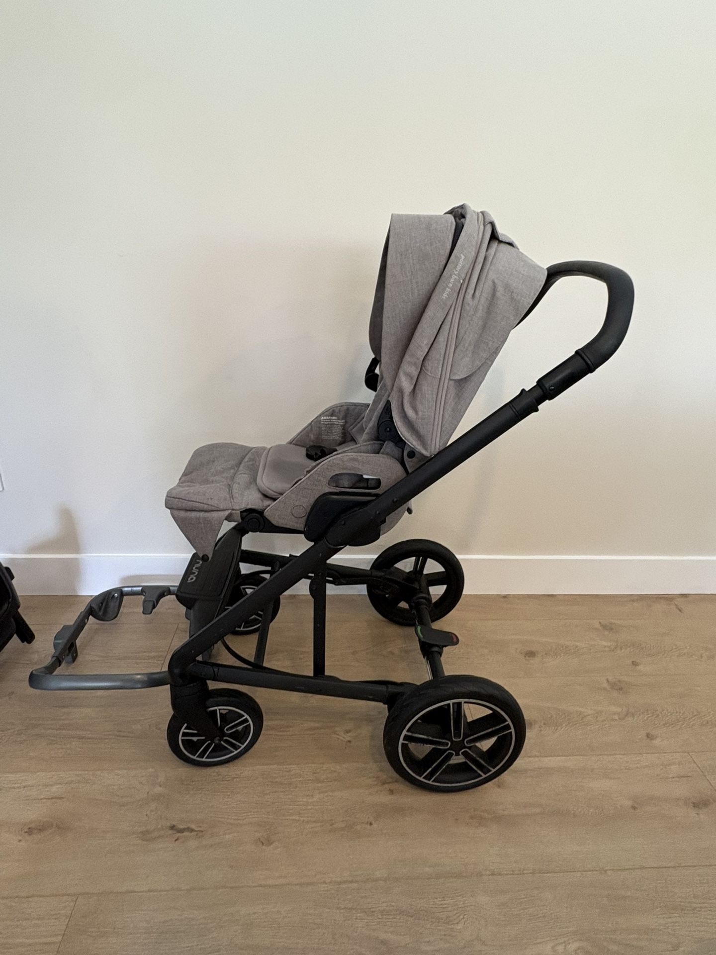 NUNA Bundle - Stroller, Baby Seat, Car Seat Adapter, Child Seat, bassinet