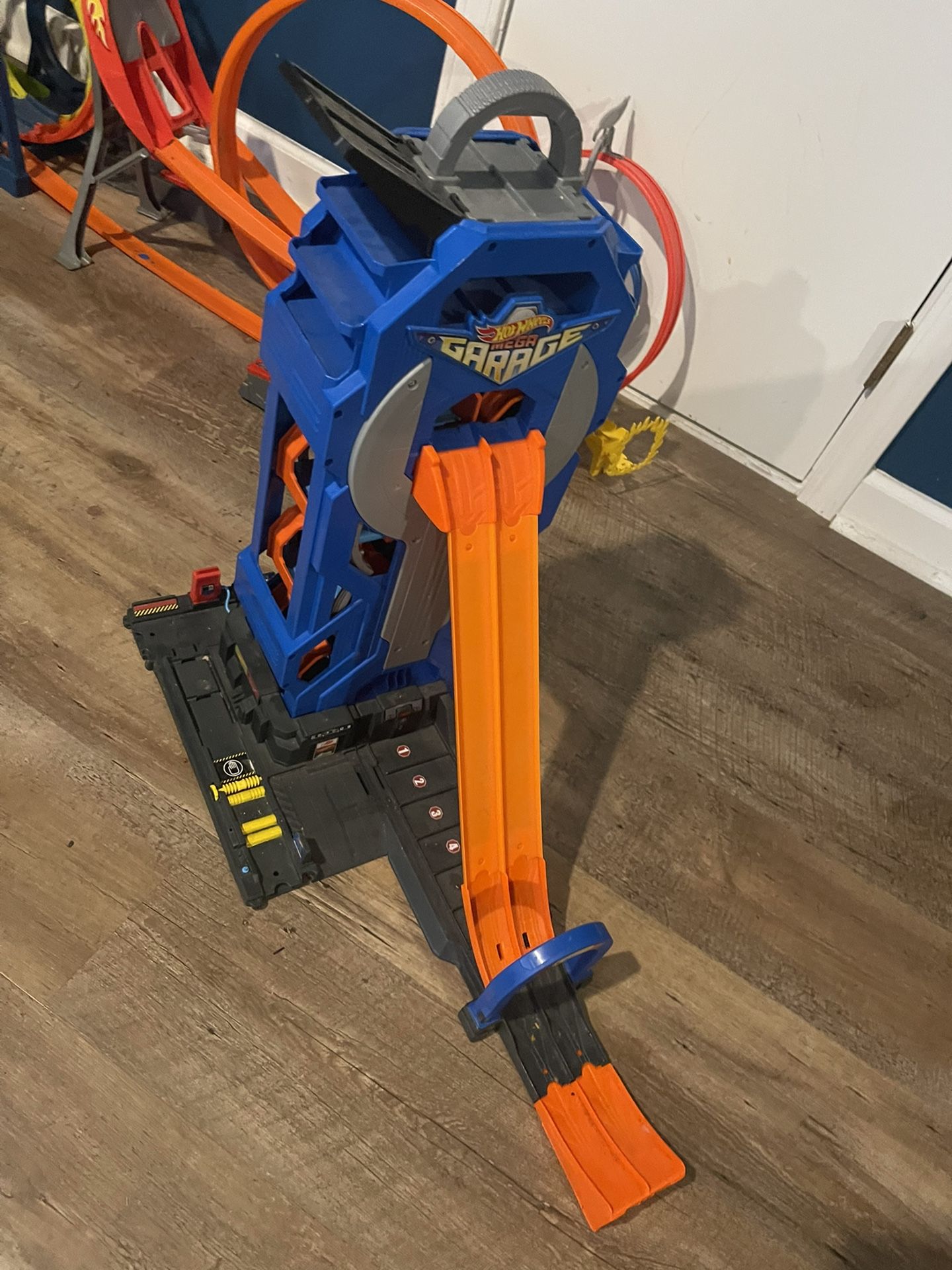Hot Wheels Monster Garage
