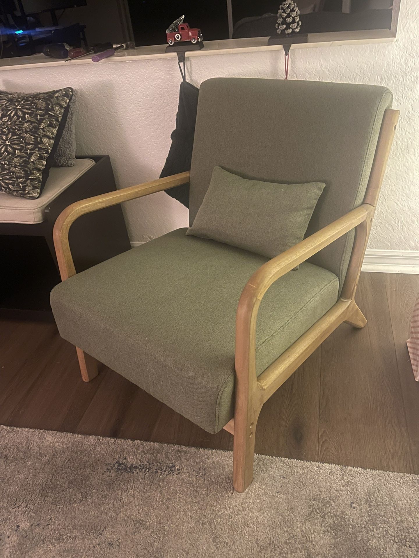 Mid Century Modern Accent Chair (Green) 