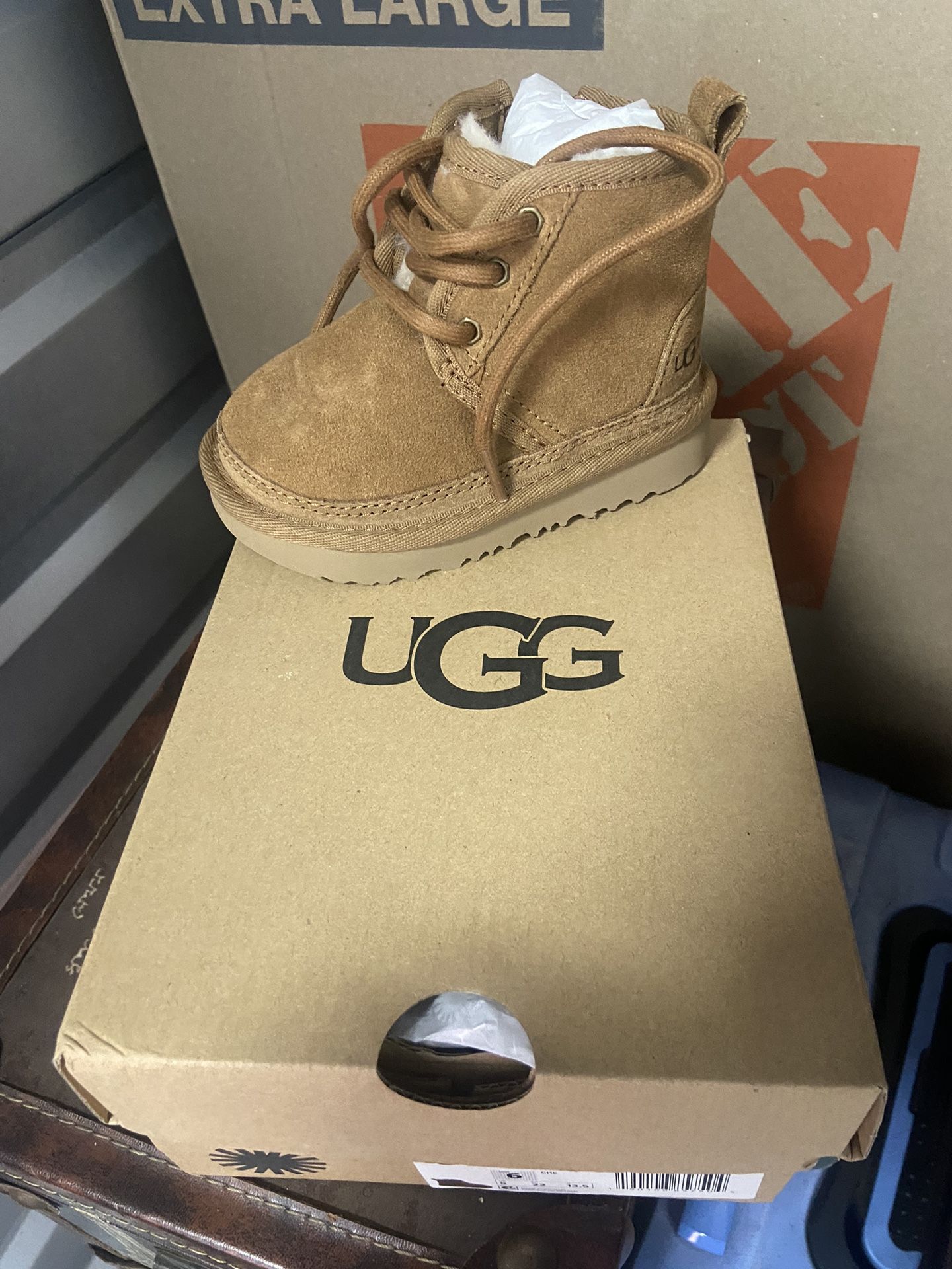 UGG BOOTS