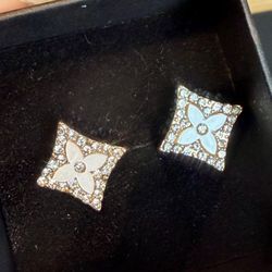 New Four-leaf Clover Gold tone Studs Earrings S925 Post