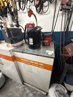 50 Gallon Oil Drum And Pump