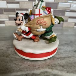 Vintage 1985 Disney Christmas Collection   *Santa’s  Helper’s*.  CASH ONLY 