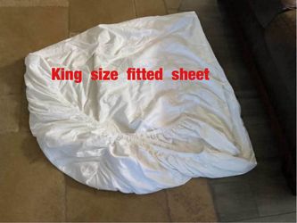 King size fitted sheet - $20
