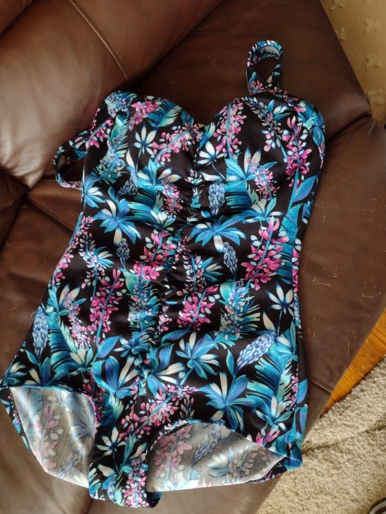 Maxine Bathing Suits NWT Size 14
