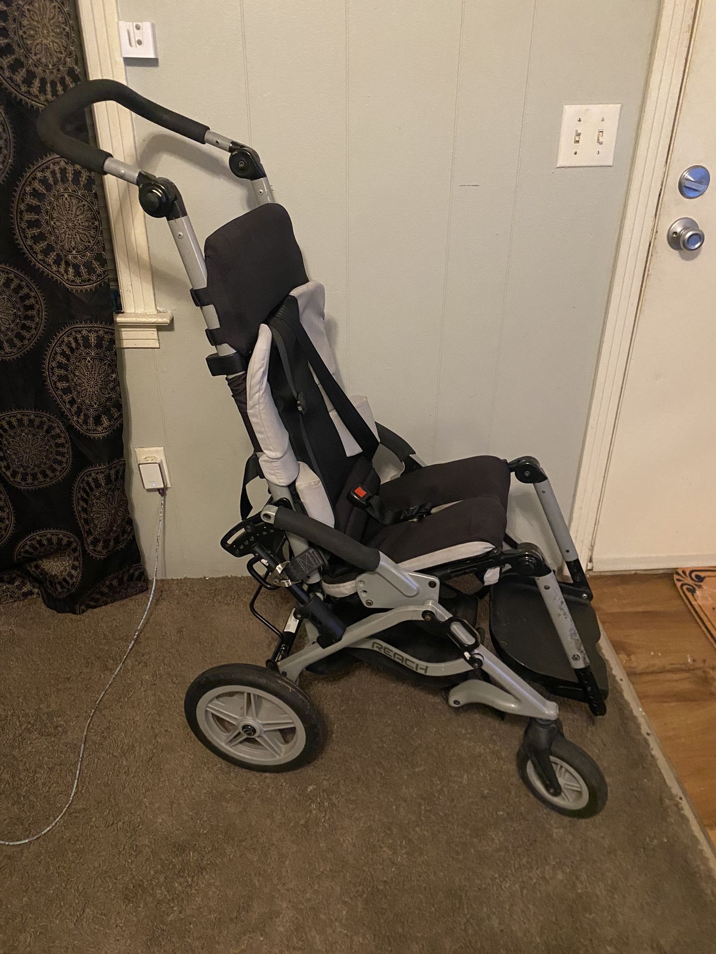 Leggero Reach Stroller