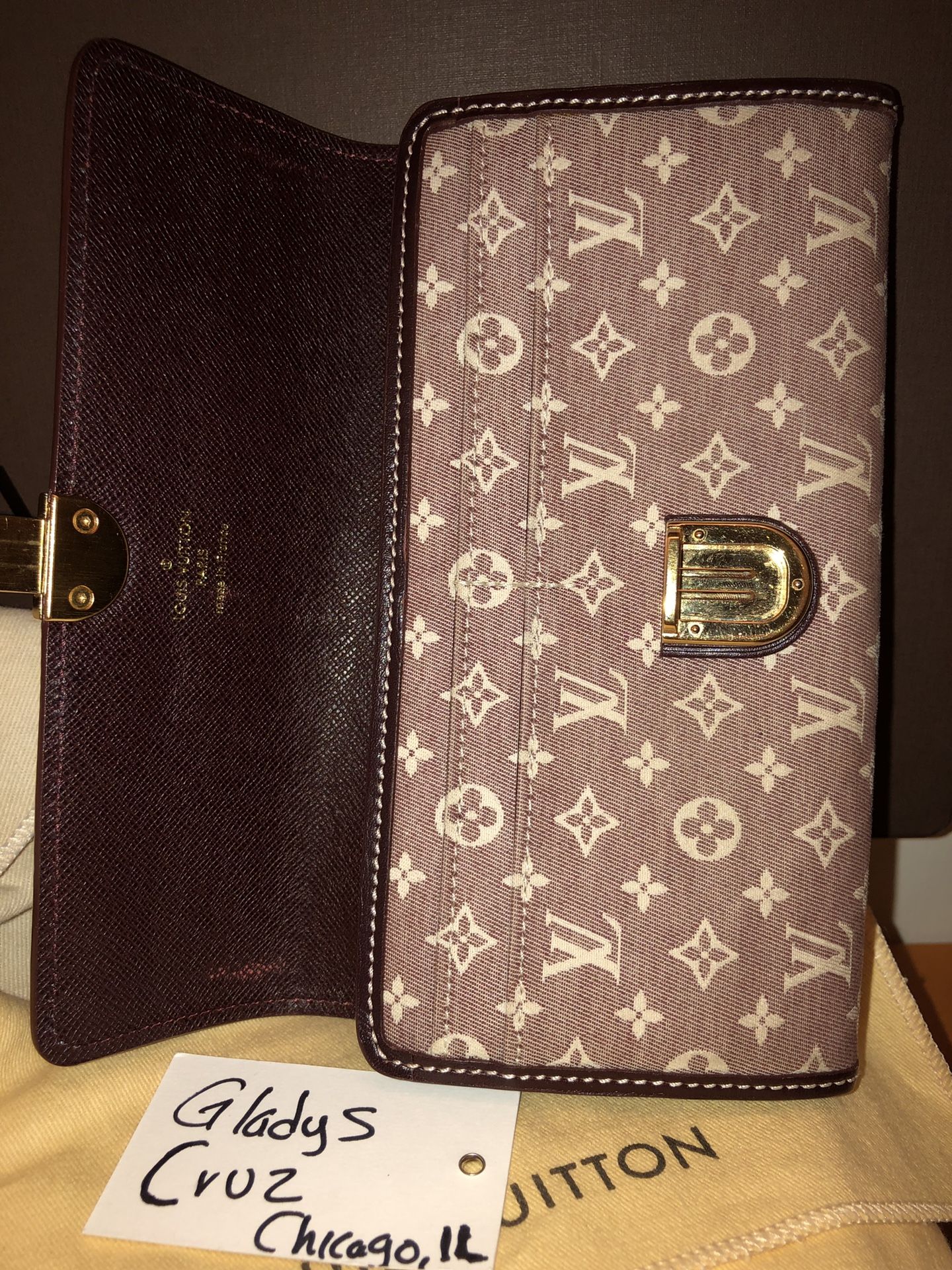 Louis Vuitton Mini Lin wallet for Sale in Des Plaines, IL - OfferUp