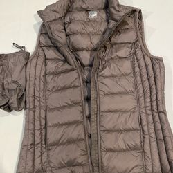Ladies Puffy Vest
