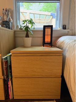 Nightstand — Pickup only!!