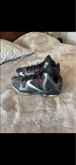LeBron 11 Miami Nights