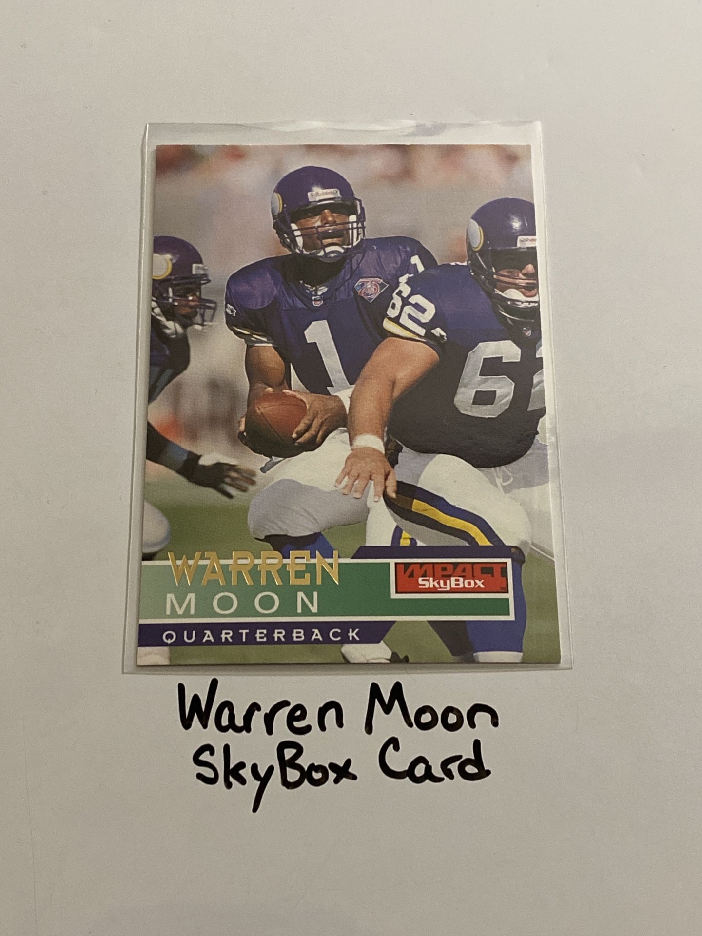 Warren Moon Minnesota Vikings Hall of Fame QB SkyBox Card. 