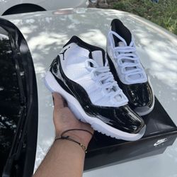 Jordan 11 Concord 