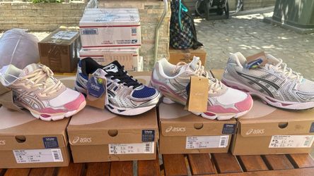 NEW Gel-Kayano Sneakers