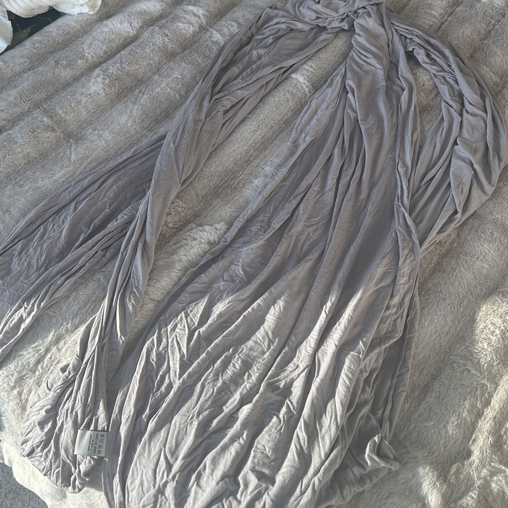 From The Avenue Baby Wrap