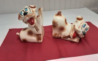 Vintage Anthropormhic Chalkware Dog Bookends Japan- Located in Shelton