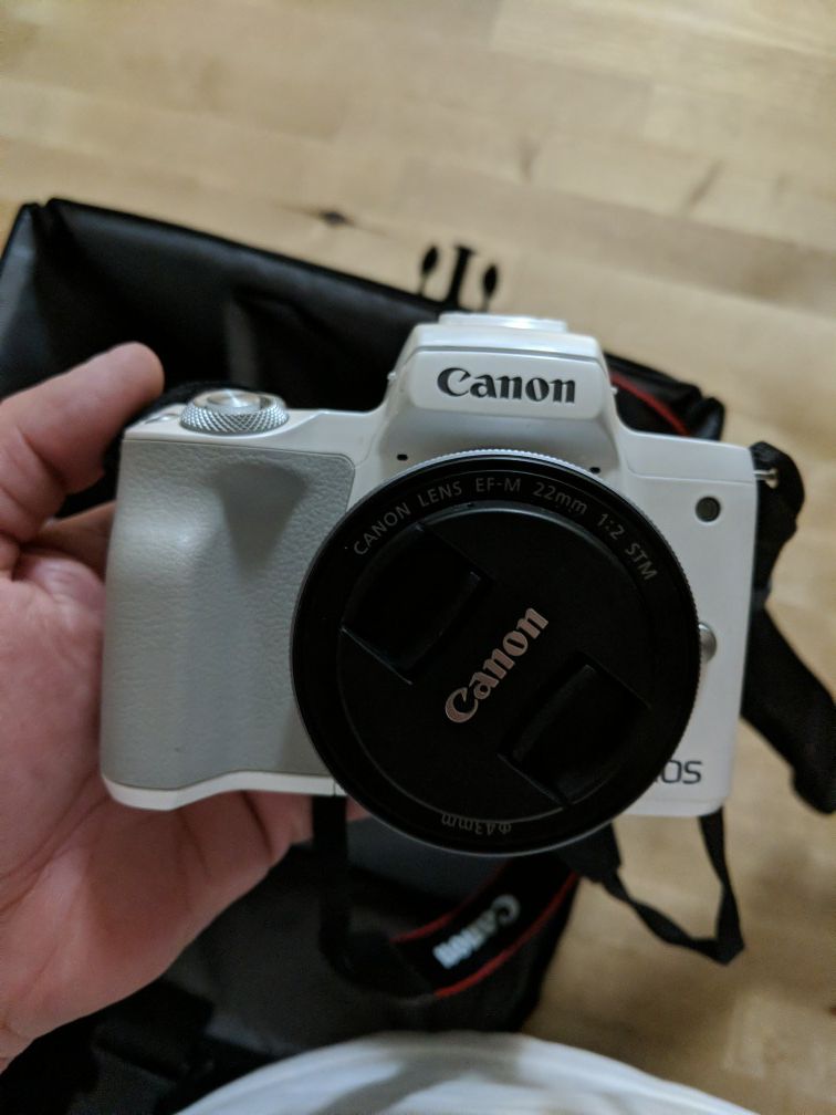 Canon M50 New