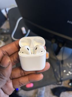 Apple AirPods (2nd Generation)