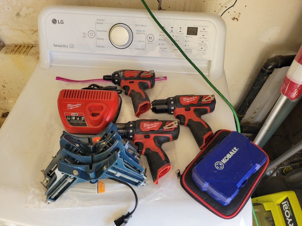 Milwaukee Drills And Bits