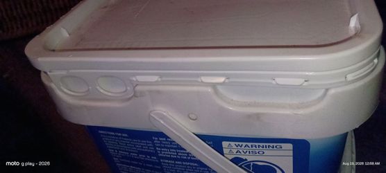 Pool Chlorine Chemical Bucket with Lid