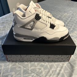 Air Jordan 4 White Cement Retro Size 8.5 Mens Brand New Dead Stock. 