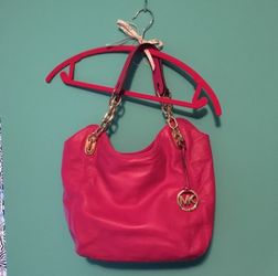 Michael Kors Fuschia Soft Purse Real
