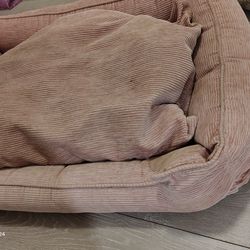 Dog bed