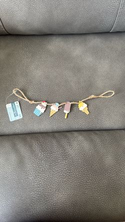 New Hobby Lobby Mini Ice Cream Wood String Garland Decoration