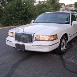 1997 Lincoln Town Car