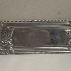 Vintage/VTG/Antique Pewterware Grape Leaf Heavy TRAY Platter Mexico 20”/6.5”