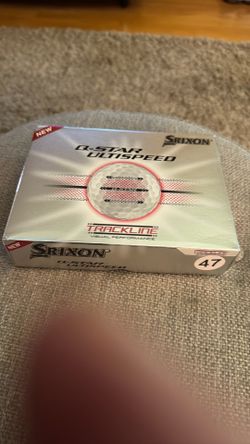 Brand new 1 dozen Srixon golf balls!!!!