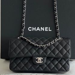 Chanel shoulder bag