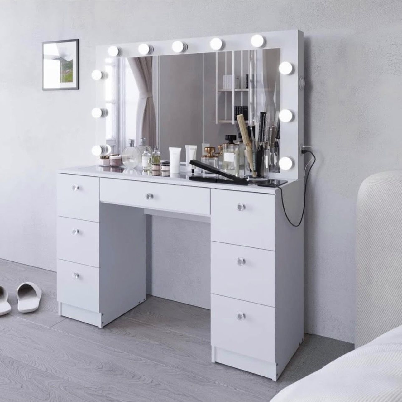 Makeup vanity W/chair