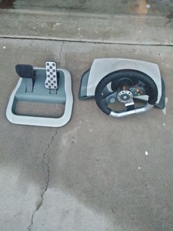 Xbox 360 Racing Wheel And Pedals