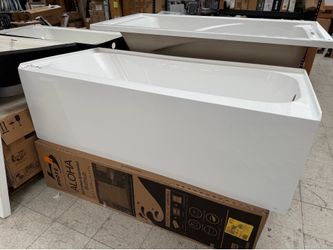 Streamline right drain bathtub 66 x 32