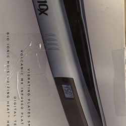 Bio Ionic 10X Hair Straightener 