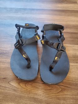 Luna Sandals