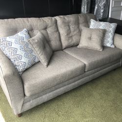 Living Room Sets And Bedroom Sets For Sale