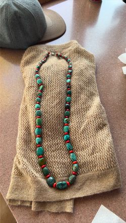 Beautiful turquoise necklace with earring