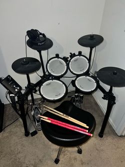 Roland electronic drum kit