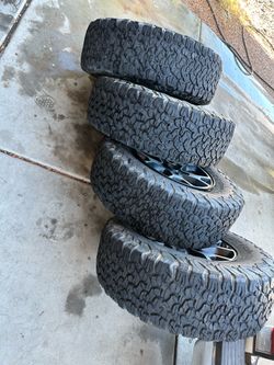 Jeep rims 4